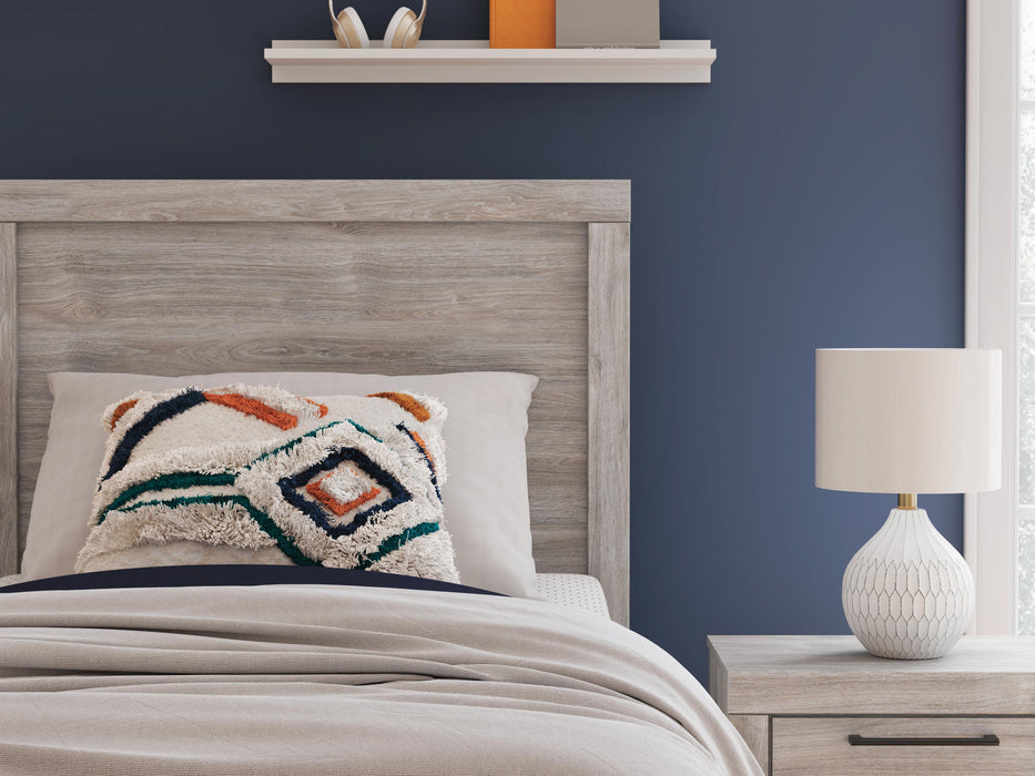 Broachmyn Bed - De Avenue Furniture