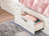 Lawroy Bed - De Avenue Furniture