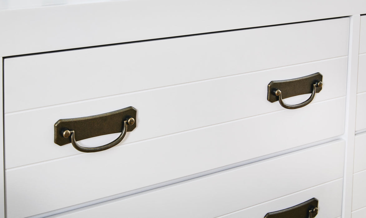 Binterglen Bedroom Package - De Avenue Furniture