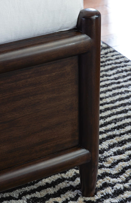 Dantenton Bed - De Avenue Furniture