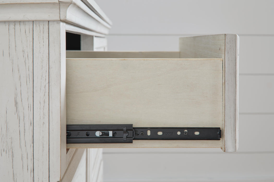 Robbinsdale Bedroom Set - De Avenue Furniture