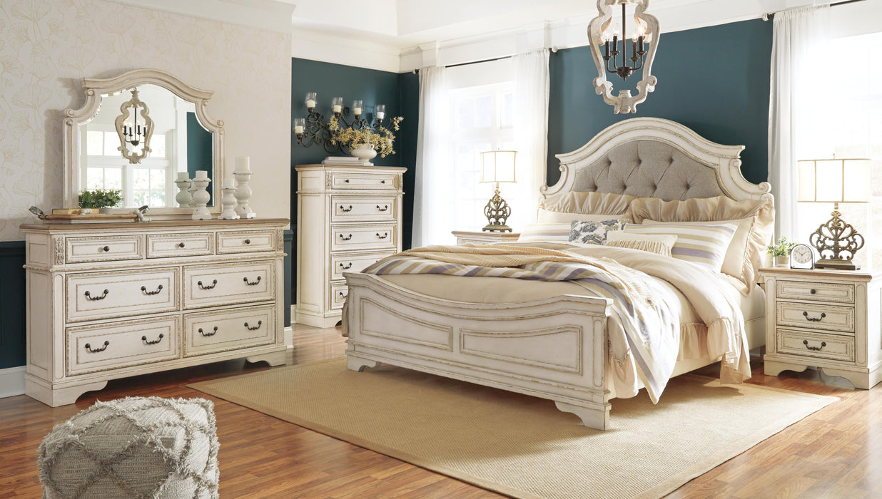 Realyn Upholstered Bed - De Avenue Furniture