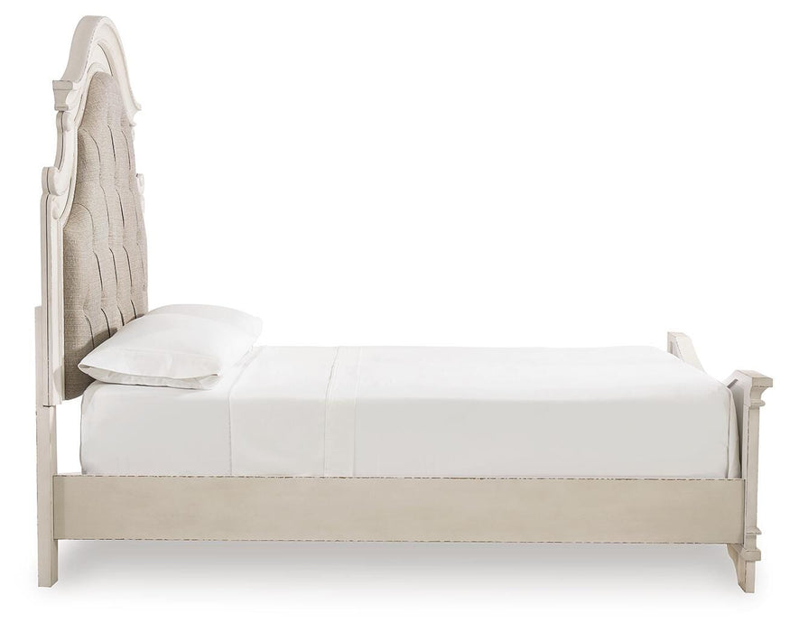Realyn Upholstered Bed - De Avenue Furniture
