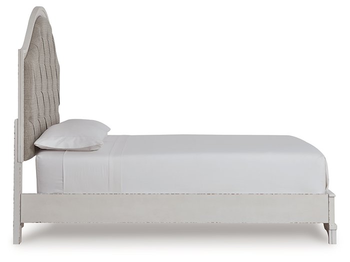 Blendon Upholstered Bed - De Avenue Furniture