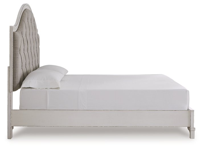 Blendon Upholstered Bed - De Avenue Furniture