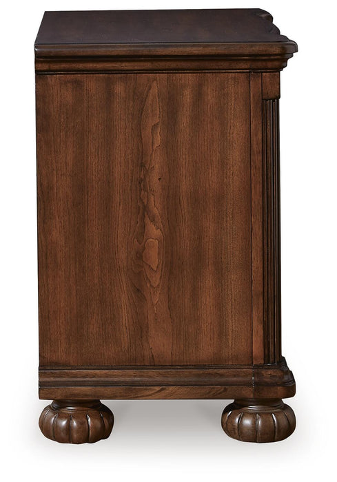 Lavinton Bedroom Set - De Avenue Furniture