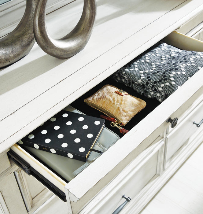 Kanwyn Dresser and Mirror - De Avenue Furniture