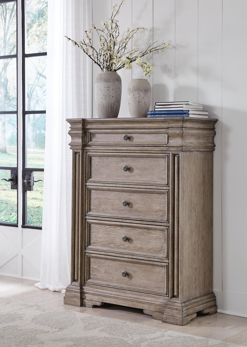 Blairhurst Chest of Drawers - De Avenue Furniture