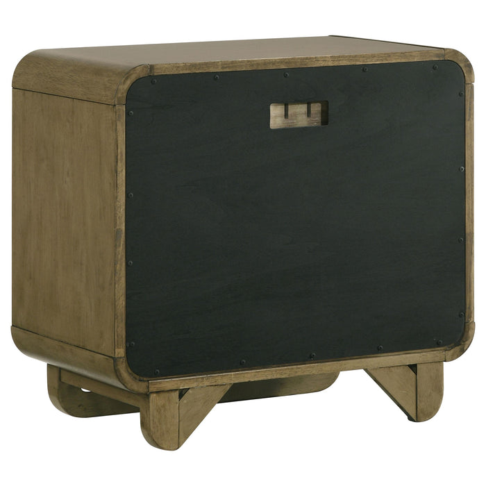 Amsbury Bedroom Set - De Avenue Furniture