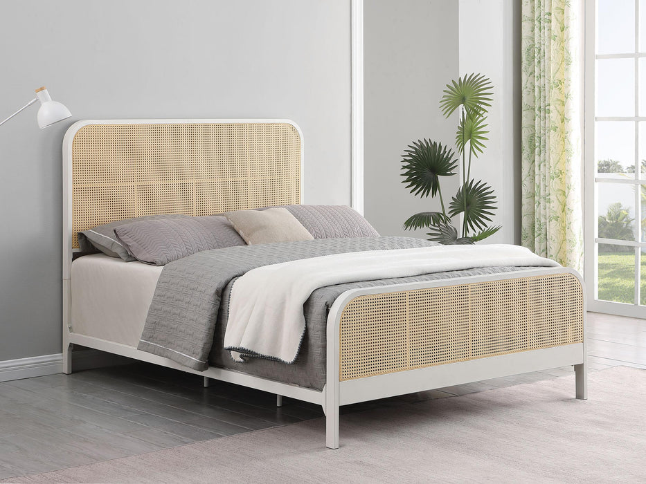 Lanewood Panel Bed - De Avenue Furniture