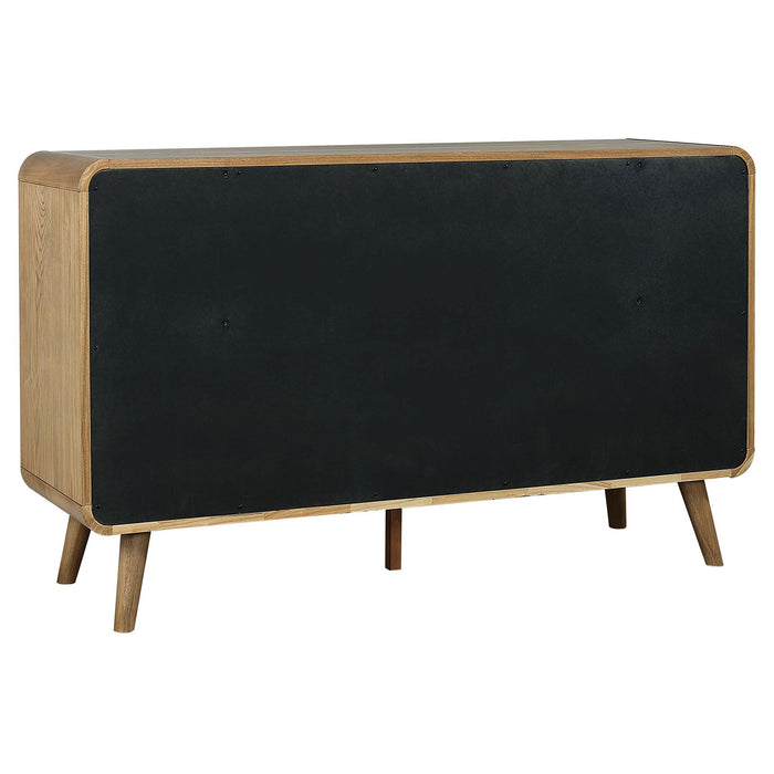 Robyn Dresser - De Avenue Furniture