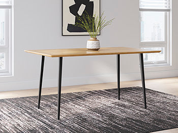 Gretlynn Dining Table - De Avenue Furniture