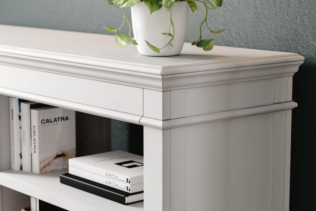 Kanwyn Credenza - De Avenue Furniture