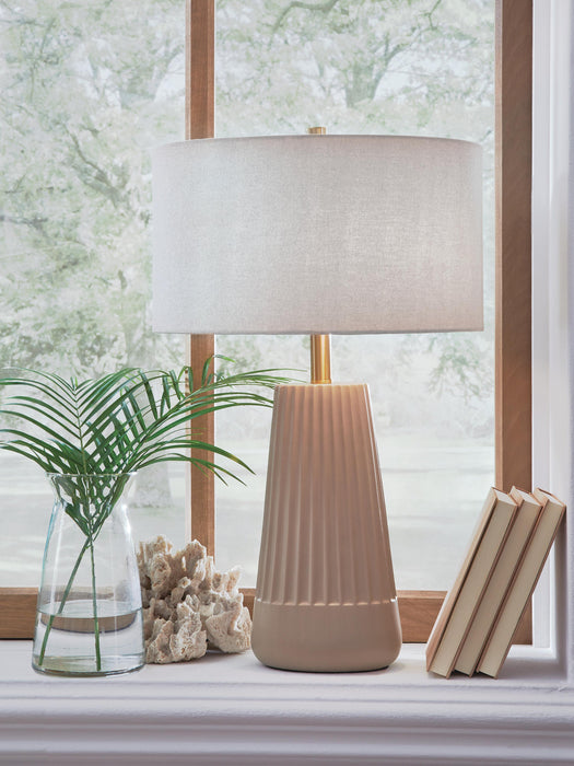 Dellner Table Lamp - De Avenue Furniture