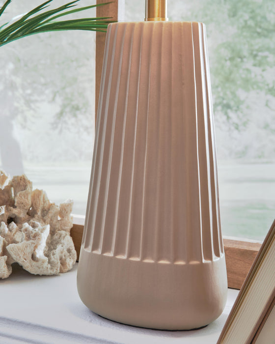 Dellner Table Lamp - De Avenue Furniture