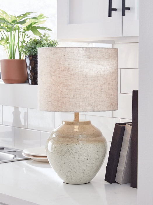 Waldish Table Lamp - De Avenue Furniture