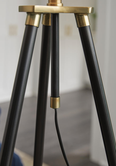 Cashner Floor Lamp - De Avenue Furniture