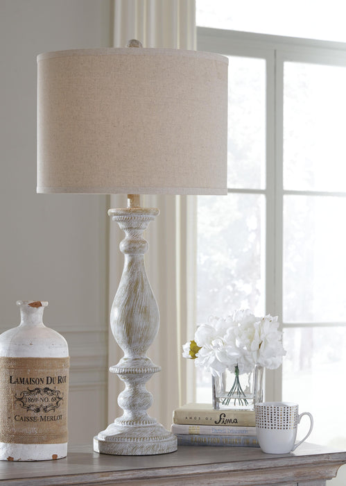 Bernadate Lamp Set - De Avenue Furniture
