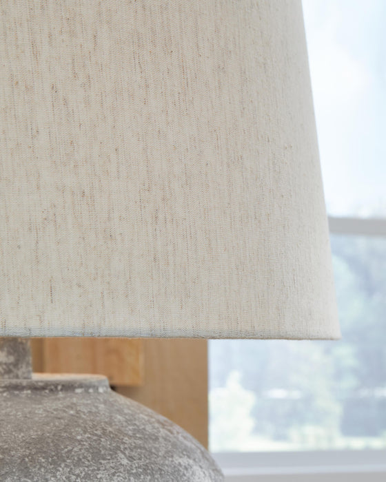 Dreward Lamp Set - De Avenue Furniture