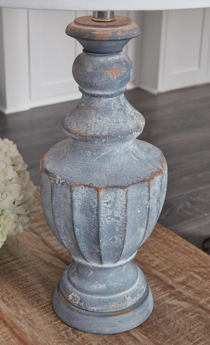 Cylerick Lamp Set - De Avenue Furniture