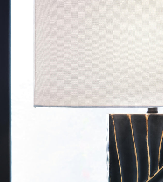Bartlen Lamp Set - De Avenue Furniture