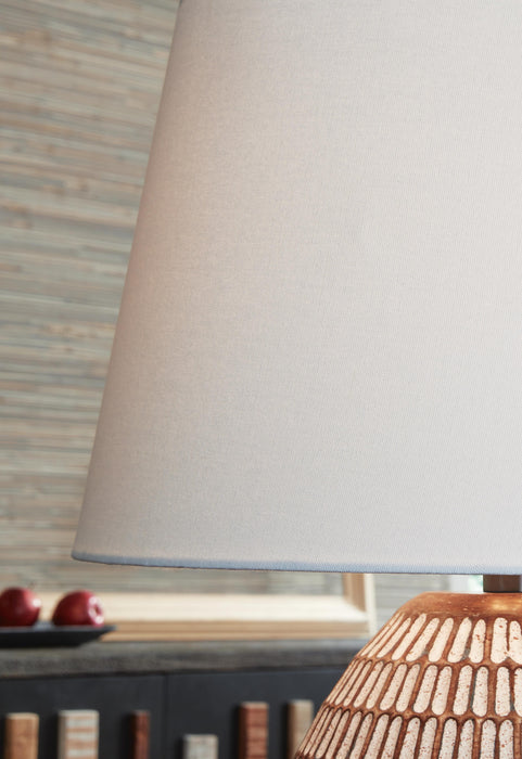 Darrich Lamp Set - De Avenue Furniture