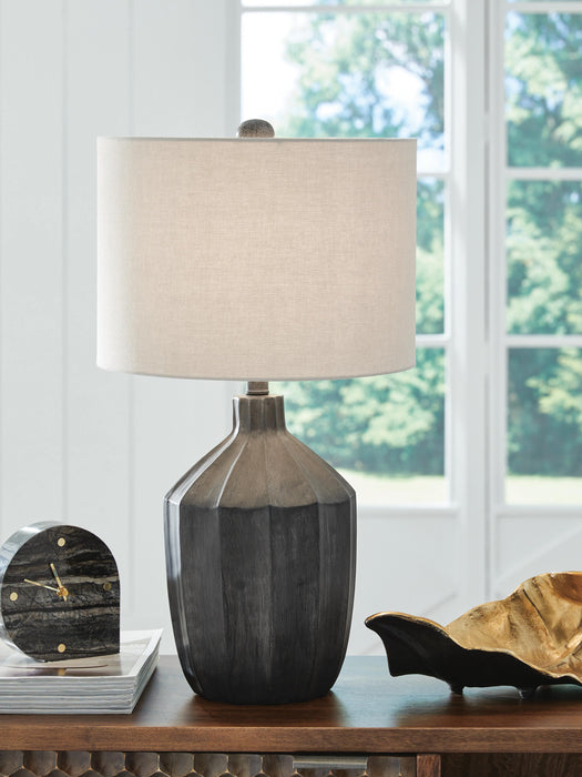 Jilton Table Lamp - De Avenue Furniture