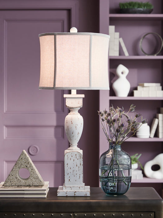 Madsbrook Table Lamp - De Avenue Furniture