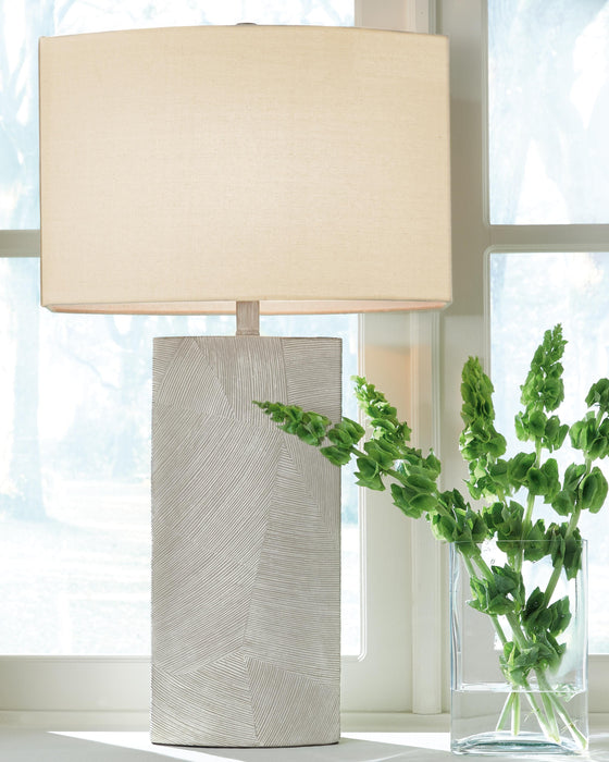 Bradard Lamp Set - De Avenue Furniture