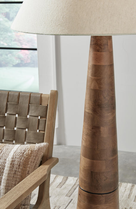 Danset Floor Lamp - De Avenue Furniture