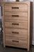 Kinlanni Chest of Drawers - De Avenue Furniture