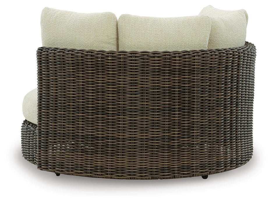 Kimora Outdoor Swivel Lounge Chair with Cushion - De Avenue Furniture
