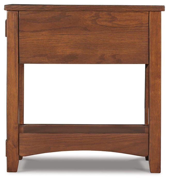 Breegin Chairside End Table - De Avenue Furniture