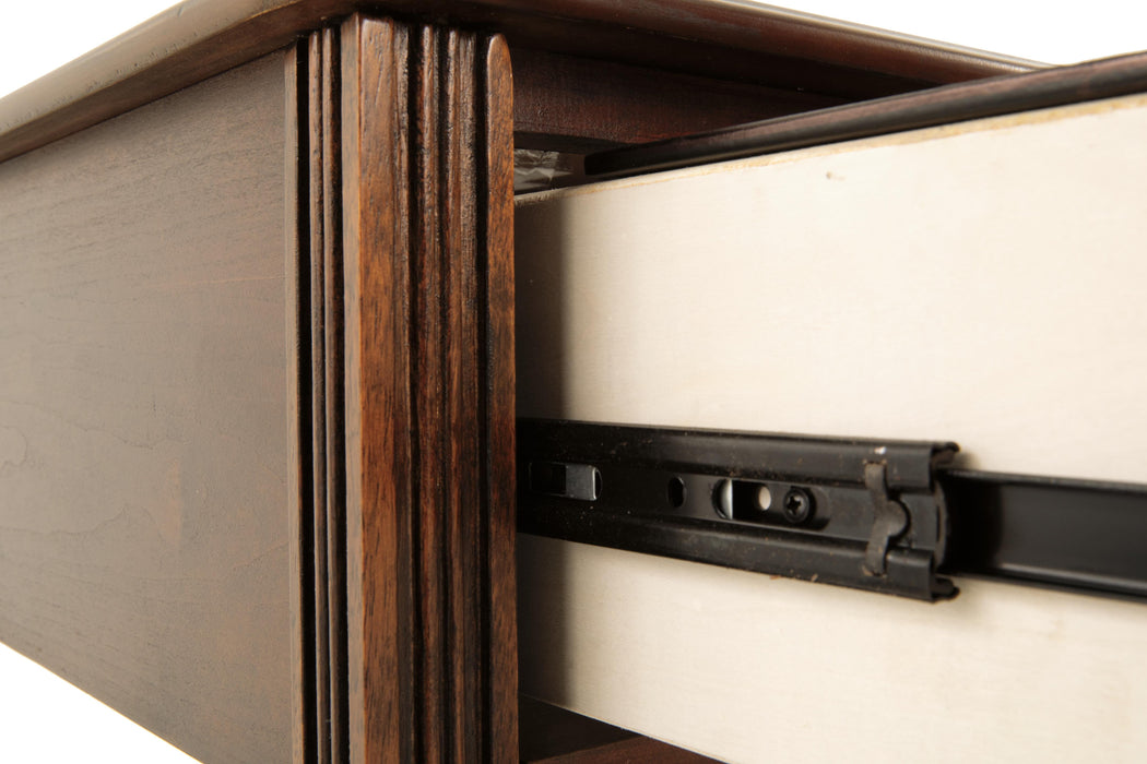 Breegin Chairside End Table - De Avenue Furniture