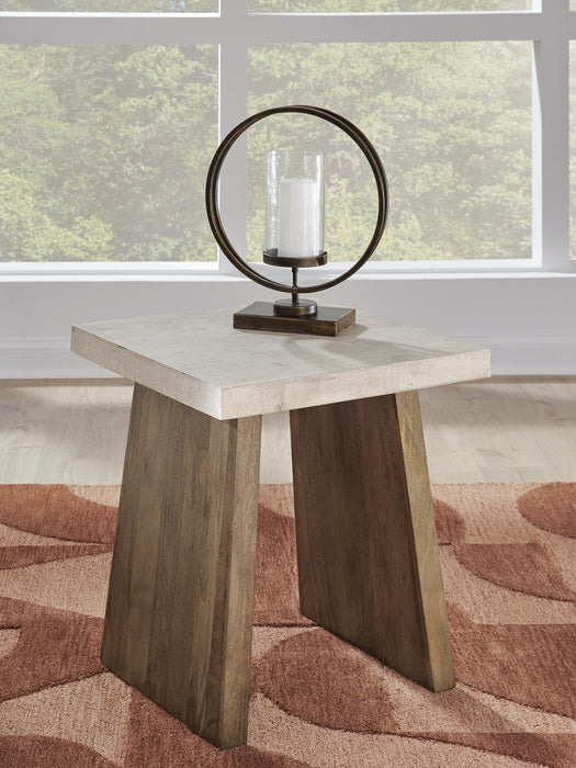 Brendalhouse End Table - De Avenue Furniture