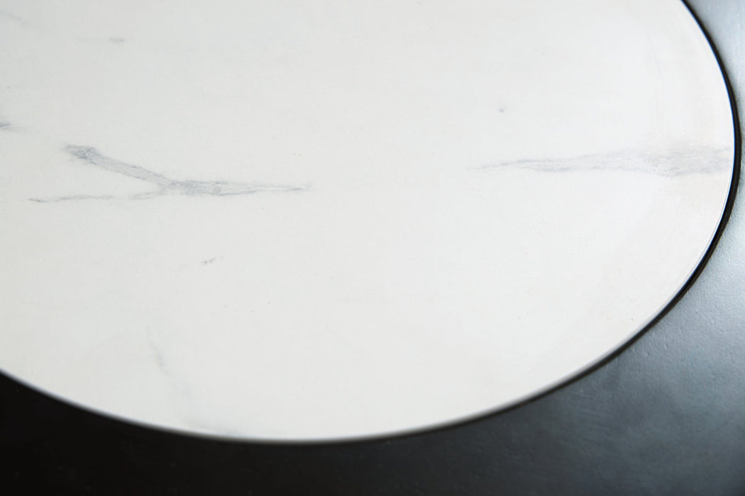 Grayman End Table - De Avenue Furniture