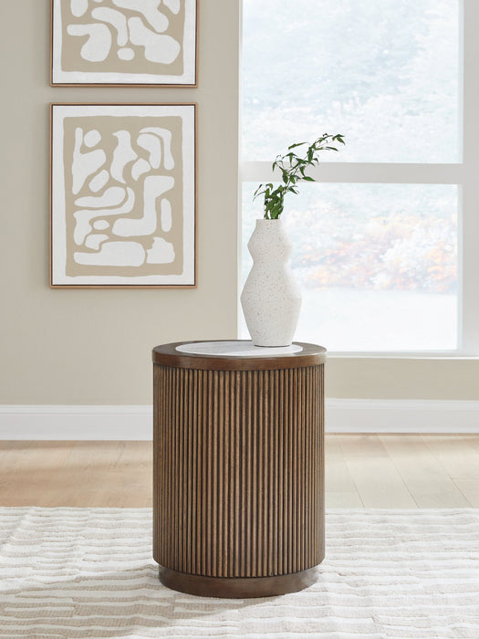 Hadonna End Table - De Avenue Furniture