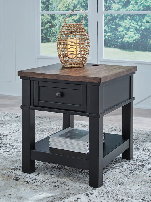 Wildenauer End Table - De Avenue Furniture