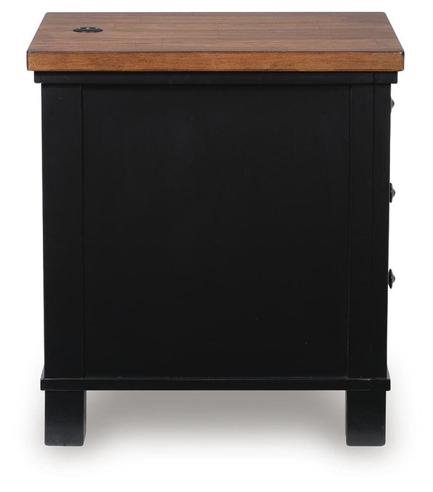 Wildenauer Chairside End Table - De Avenue Furniture