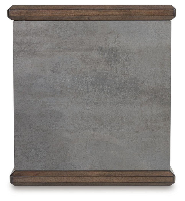 Kallenny End Table - De Avenue Furniture