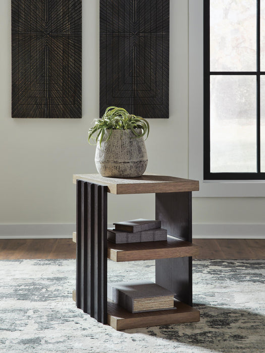 Rylandyn End Table - De Avenue Furniture