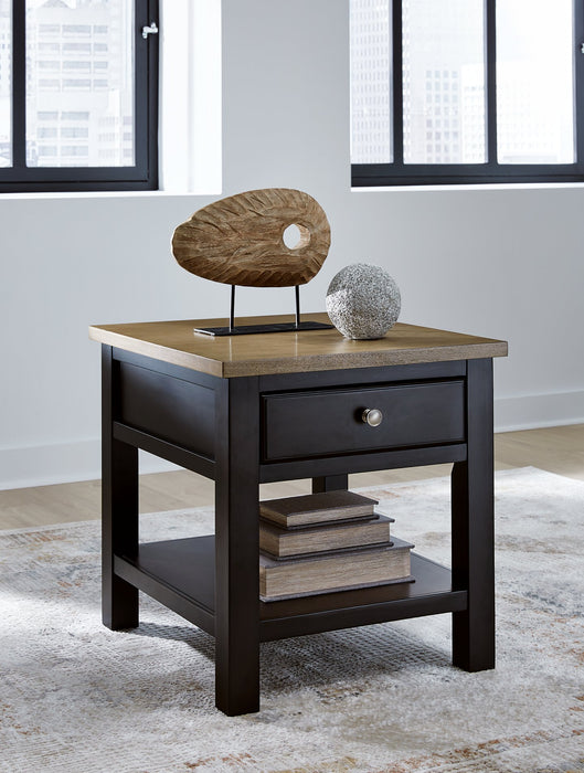 Drazmine End Table - De Avenue Furniture
