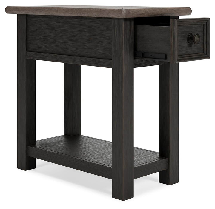 Tyler Creek End Table Set - De Avenue Furniture