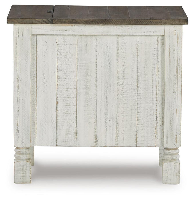 Havalance Chairside End Table - De Avenue Furniture