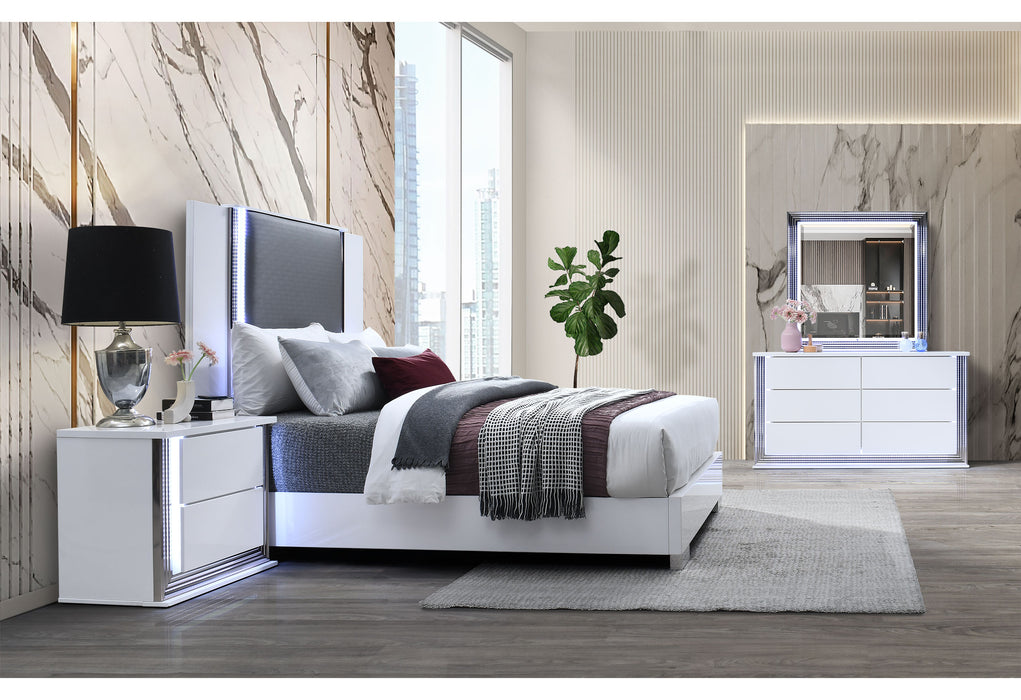 YLIME SMOOTH WHITE DRESSER, MIRROR, NIGHTSTAND - De Avenue Furniture