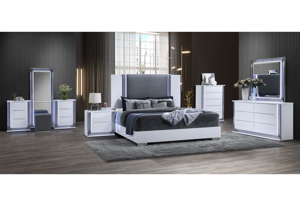 YLIME SMOOTH WHITE KING BED GROUP FULLY SLATTED - De Avenue Furniture